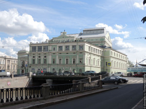 Здание Мариинского театра