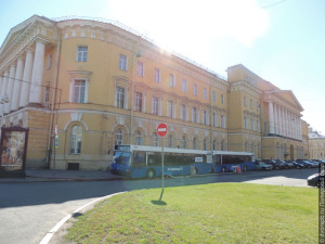 Здание казарм Павловского лейб-гвардии полка